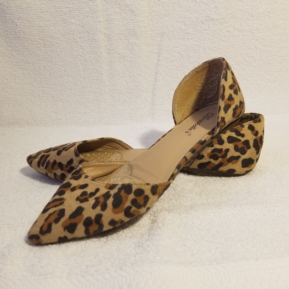 Breckell's leopard cut out flats